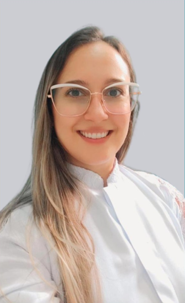 Dra.-Jessica-Romero-Clinico-Geral-e-Ortodontista