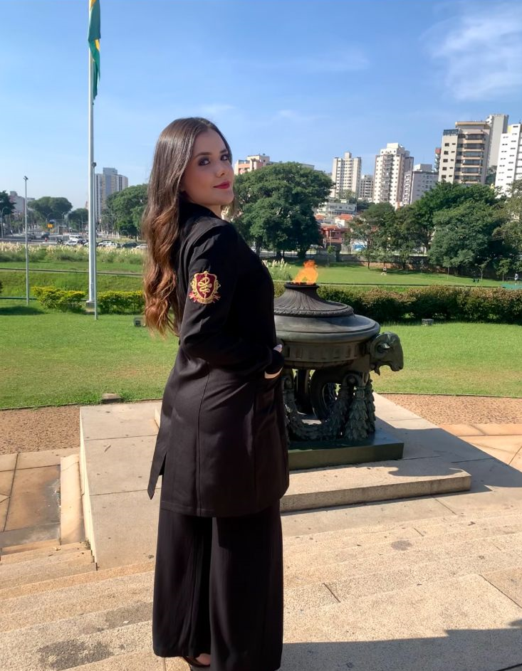 Dra.-Victoria-Prado-Clinico-Geral